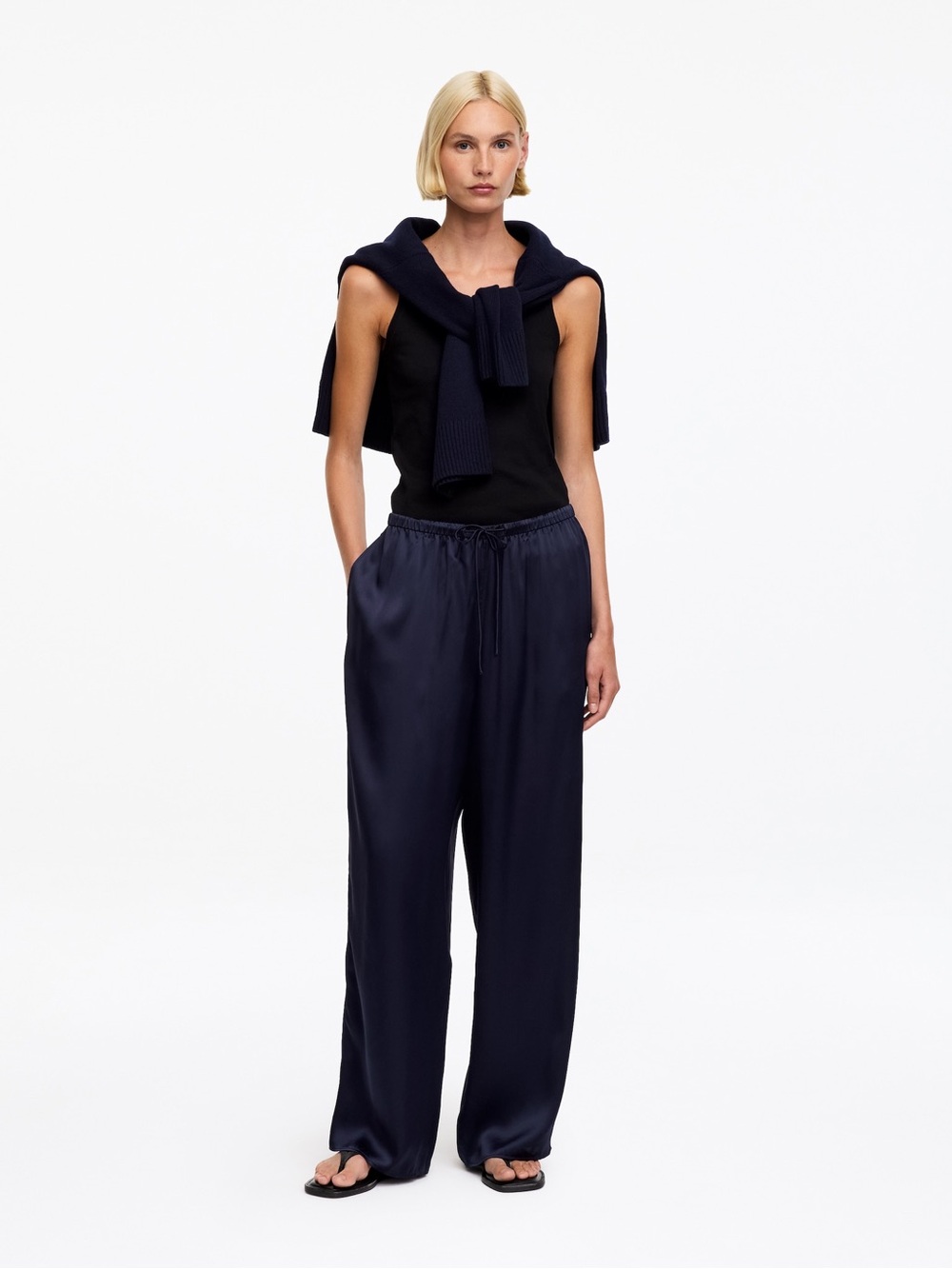 Women’s Wide-Leg Navy Pull-On Pants